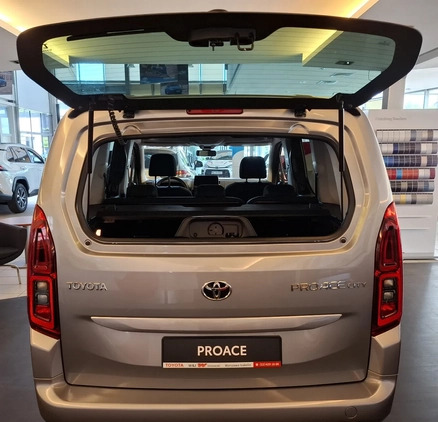Toyota Proace City Verso cena 122900 przebieg: 3, rok produkcji 2023 z Bełżyce małe 67